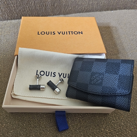 Louis Vuitton Monogram Calf Leather Cufflinks With Monogram Wallet in Black/Gray - Picture 1 of 16